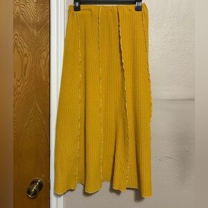 Friful yellow sweater midi skirt